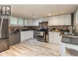19 Bridle Road, Penetanguishene, ON L9M1J5 Photo 7