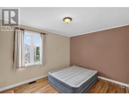 79 Fox Avenue thumbnail 14