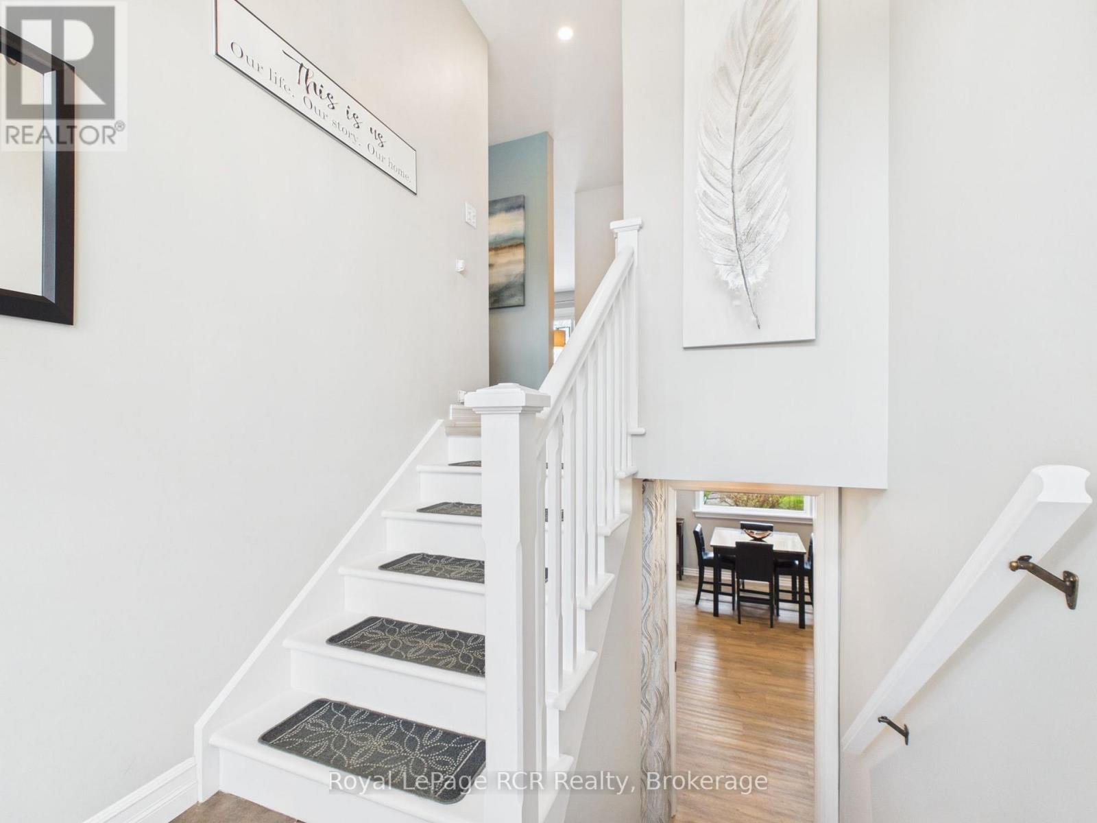 251 Pearson Street — photo 29
