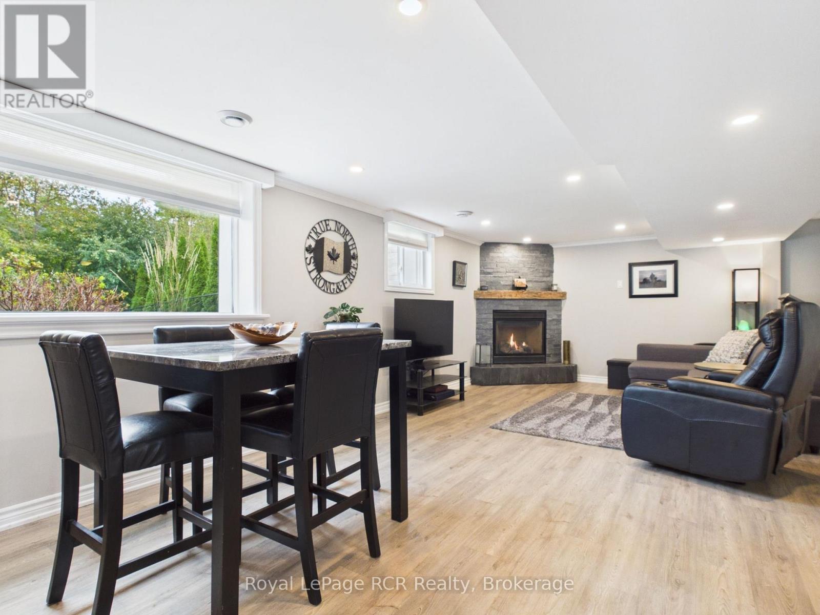251 Pearson Street — photo 36
