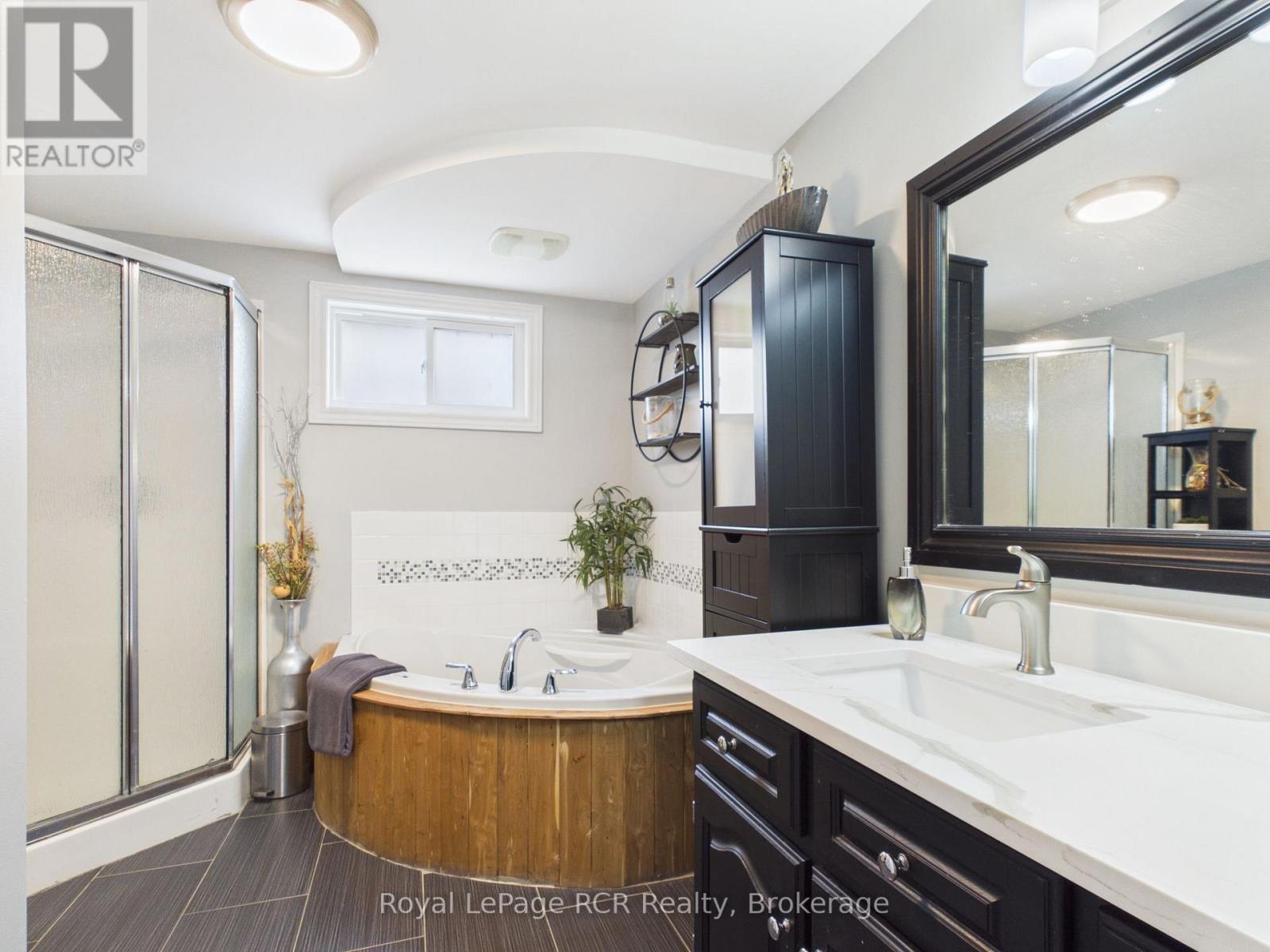 251 Pearson Street — photo 40