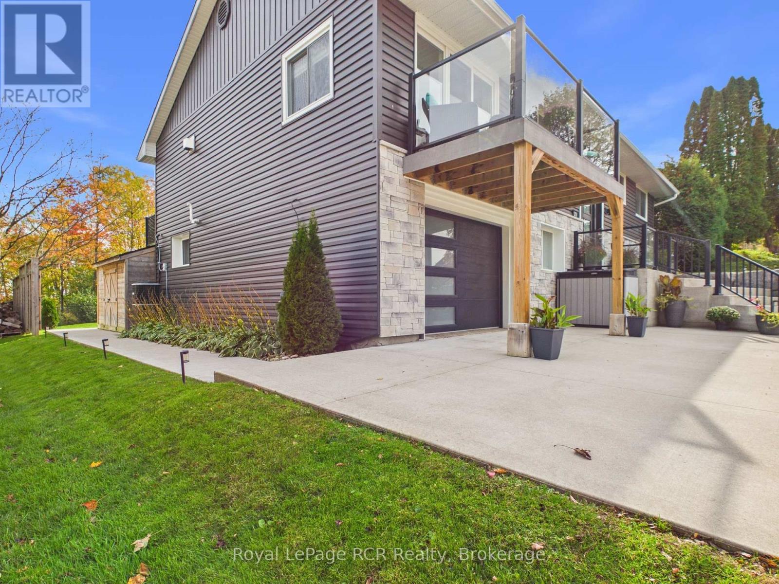 251 Pearson Street — photo 49