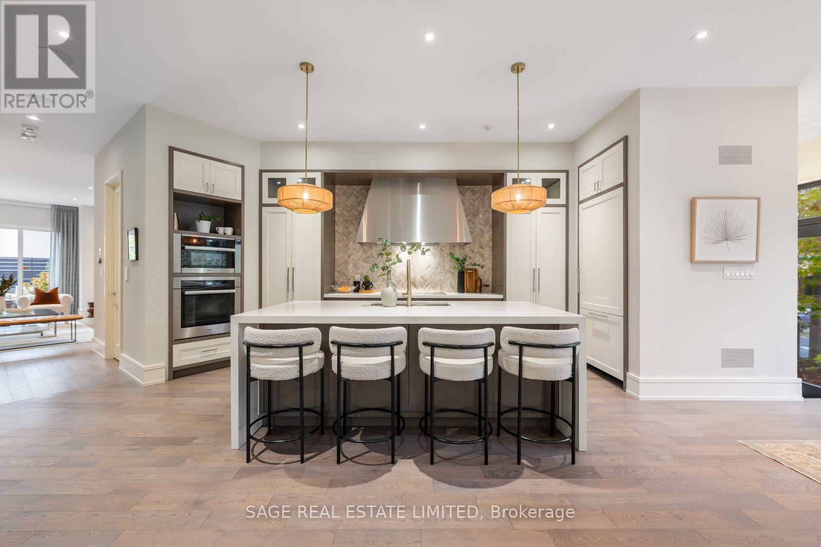 5 Thurloe Avenue, Toronto, ON photo 11