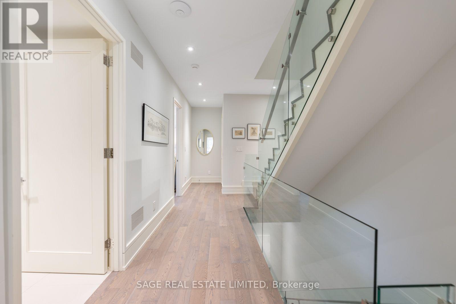 5 Thurloe Avenue, Toronto, ON photo 21