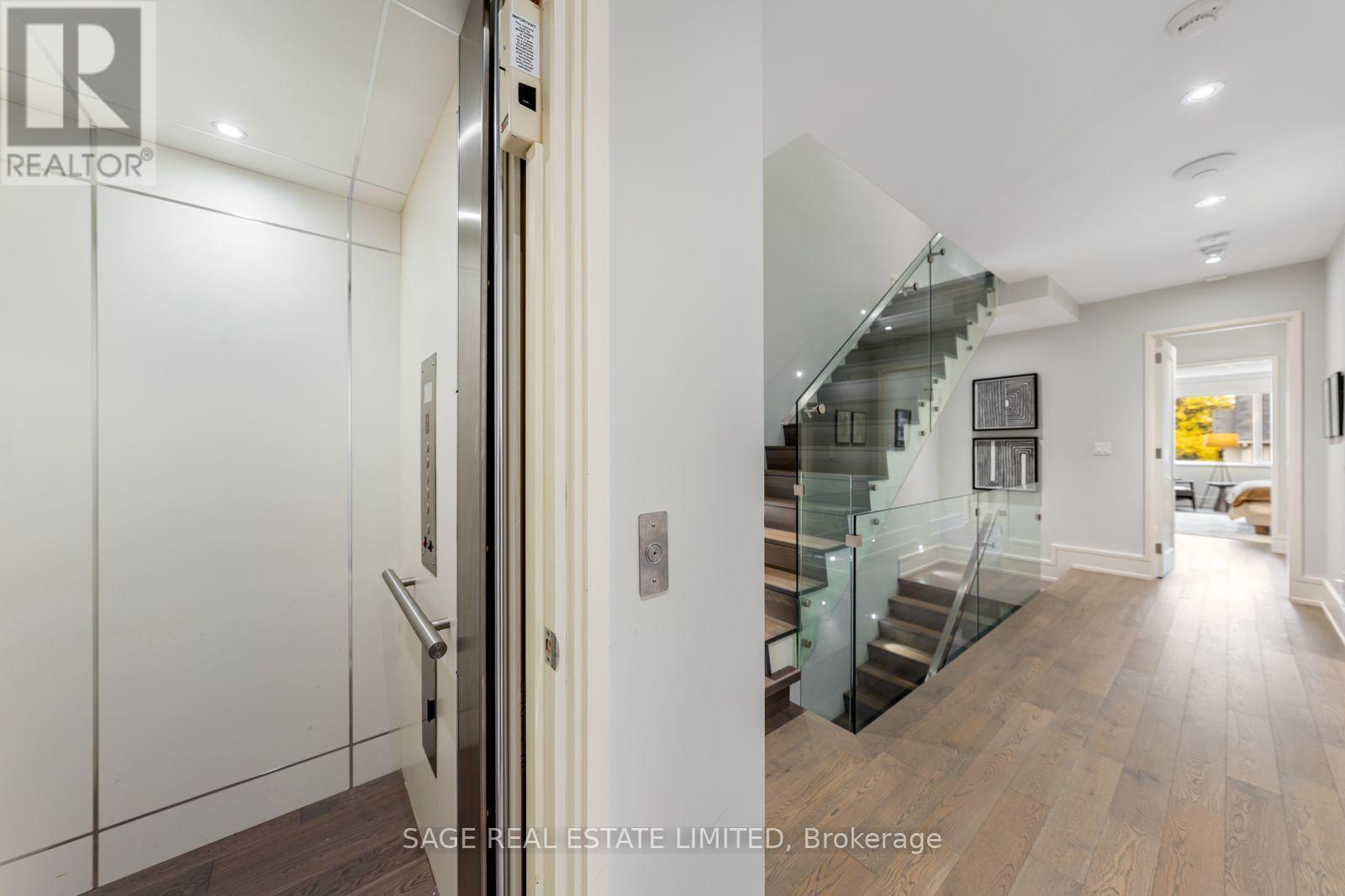 5 Thurloe Avenue, Toronto, ON photo 31