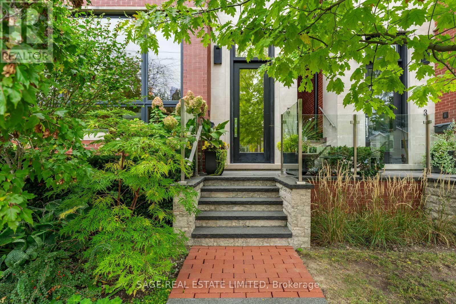 5 Thurloe Avenue, Toronto, ON photo 4