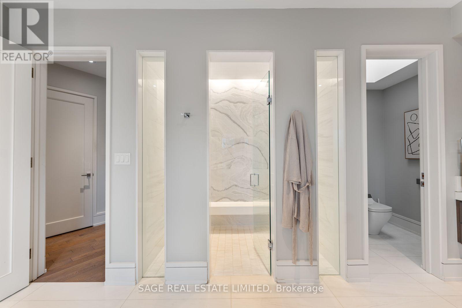 5 Thurloe Avenue, Toronto, ON photo 43