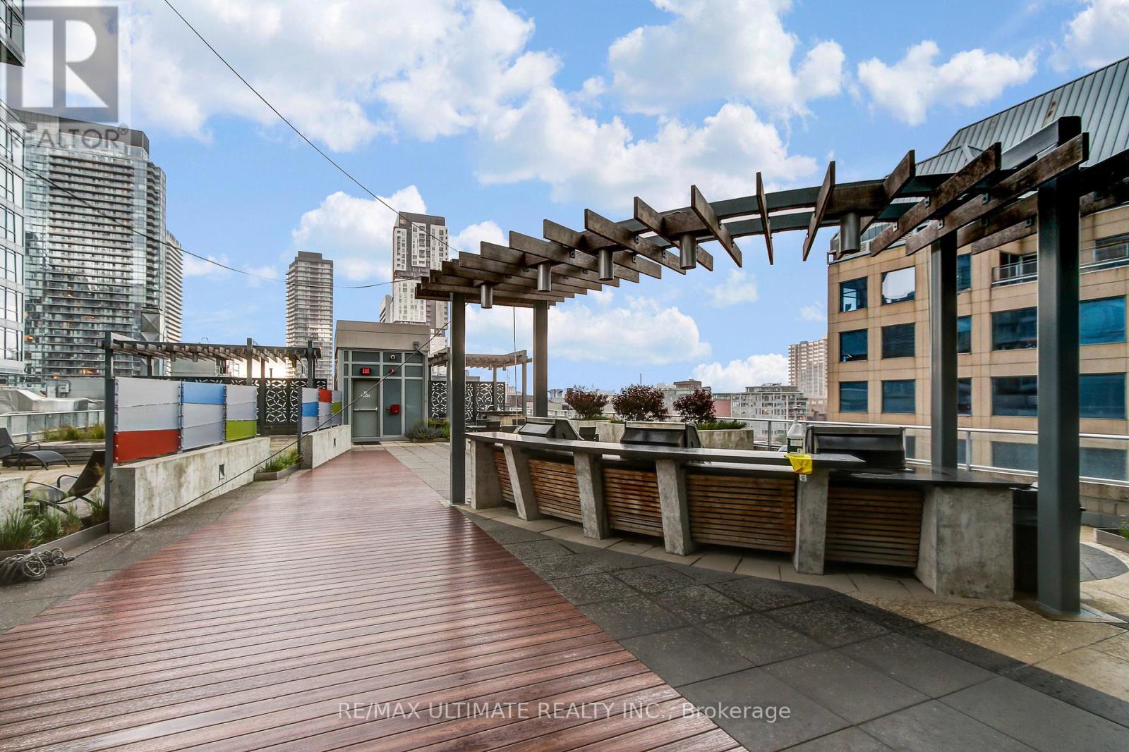 199 Richmond Street West — photo 25