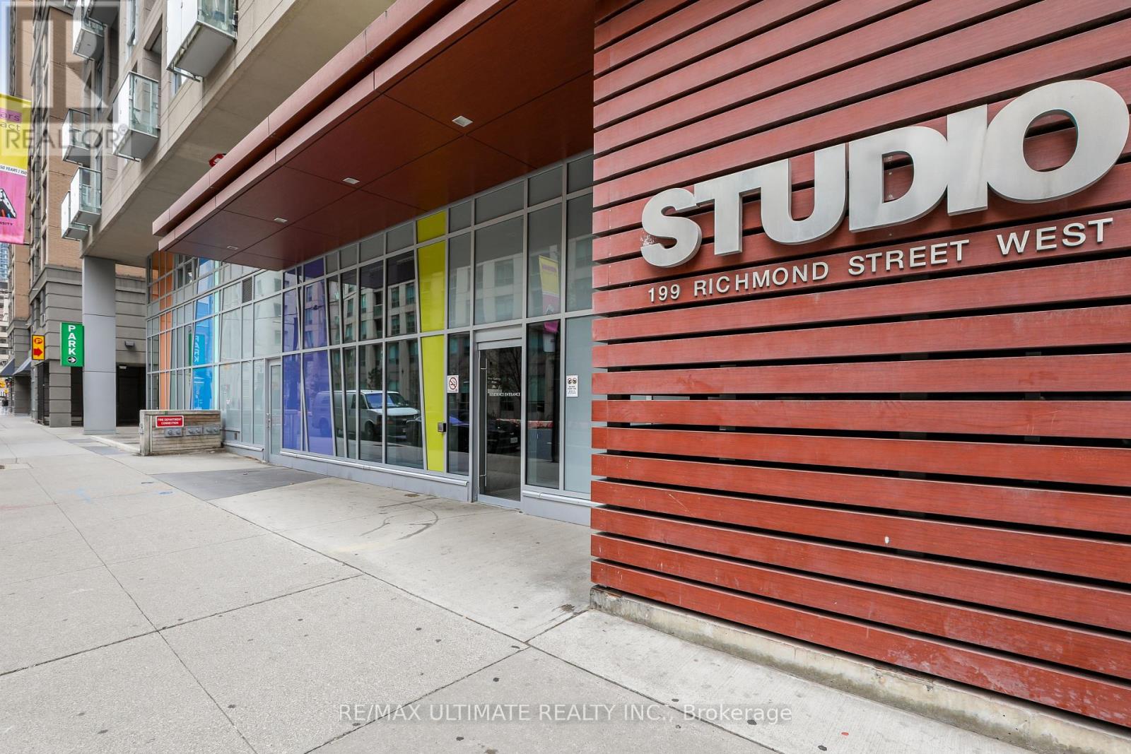 199 Richmond Street West — photo 28