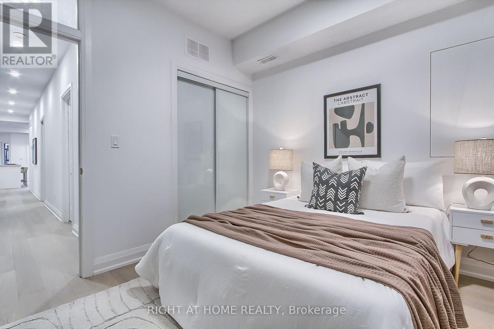 1201 Dovercourt Road — photo 11