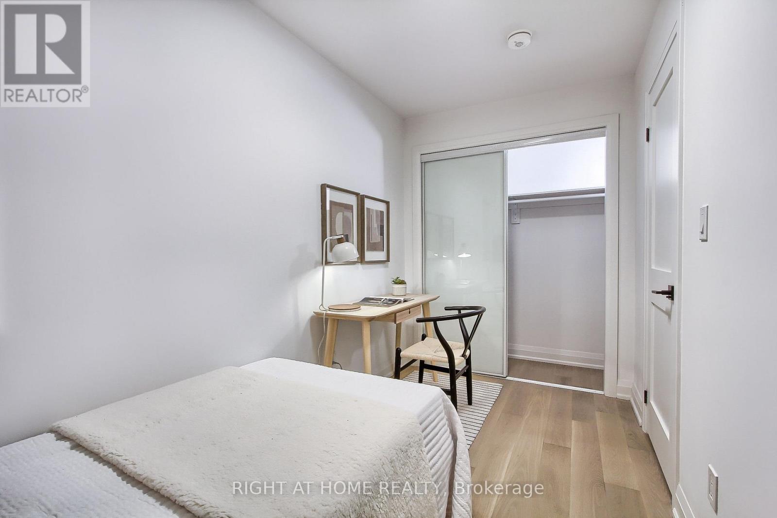 1201 Dovercourt Road — photo 17
