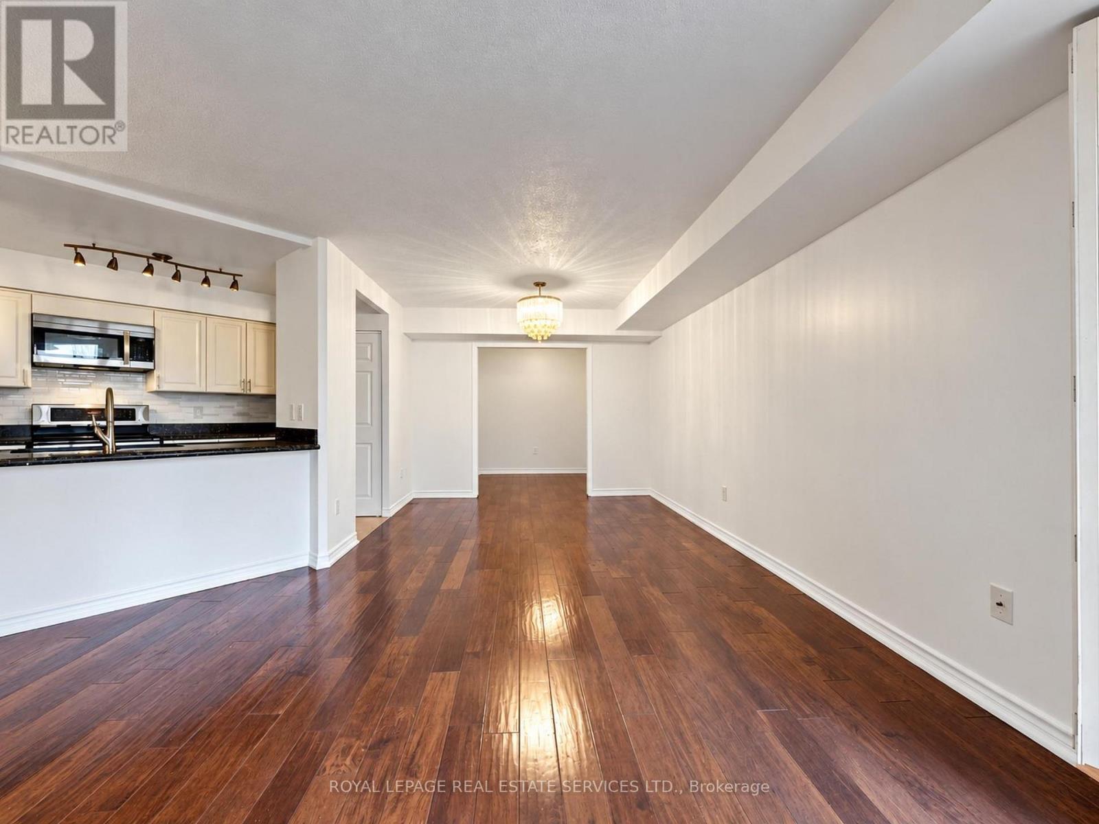 401- 300 Balliol Street, Toronto, ON photo 7