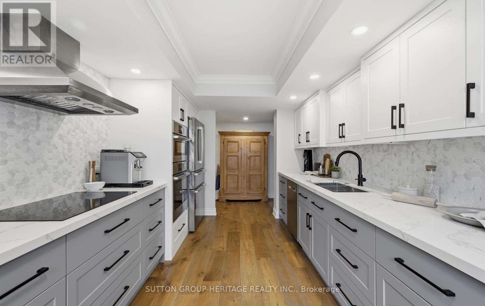 208- 45 Cumberland Lane, Ajax, ON photo 8