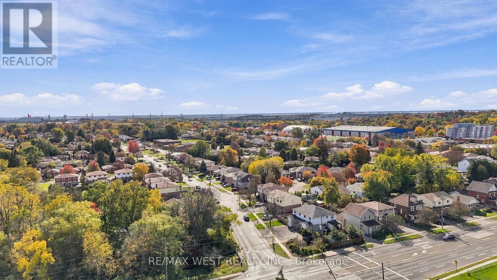 12 Waverly Street South, Oshawa, ON photo 38