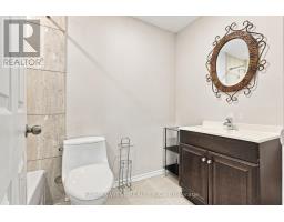 12 Waverly Street S, Oshawa, ON L1J5T7 Photo 27