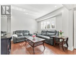 12 Waverly Street S, Oshawa, ON L1J5T7 Photo 7