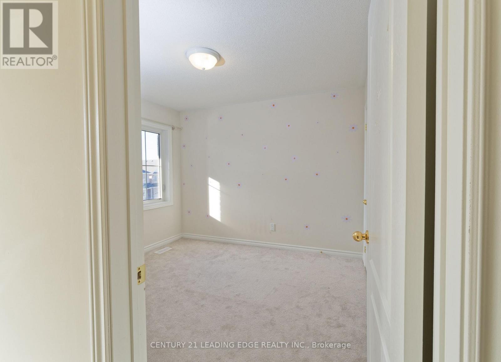 1869 Fosterbrook Street North — photo 17