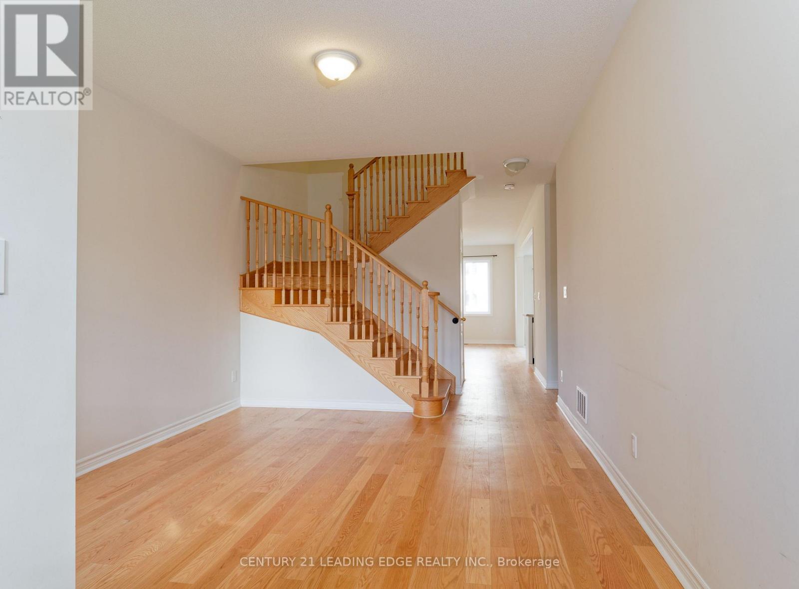 1869 Fosterbrook Street North — photo 4