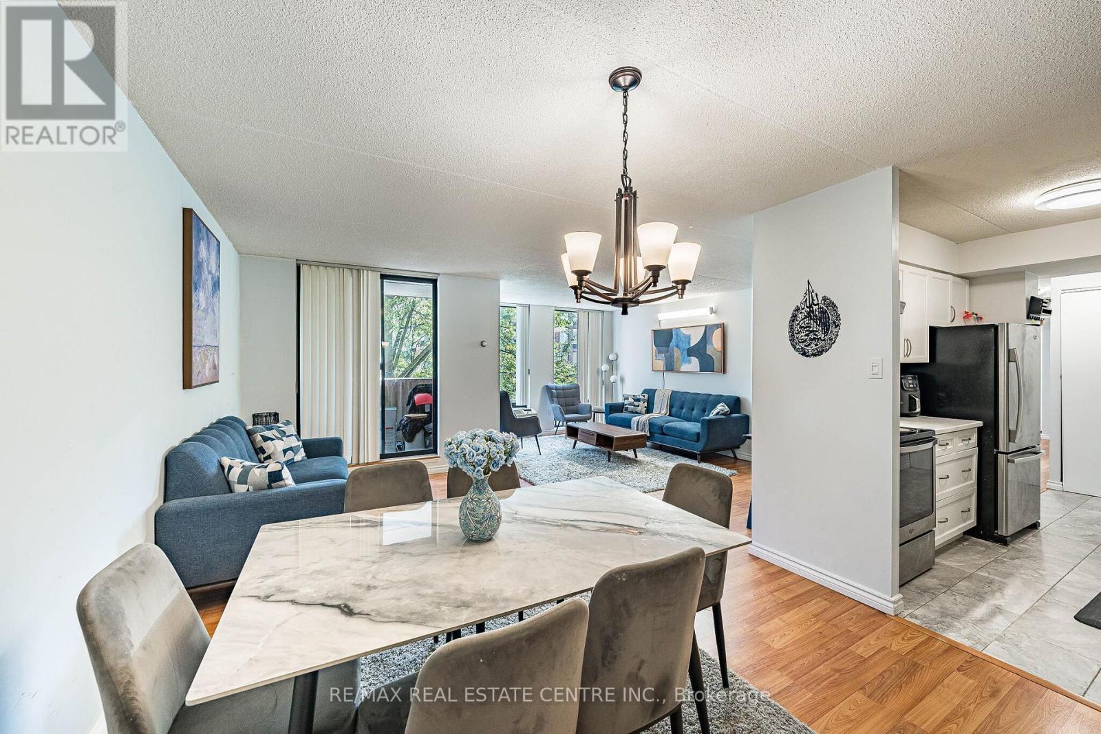 315- 1525 Diefenbaker Court, Pickering, ON photo 11