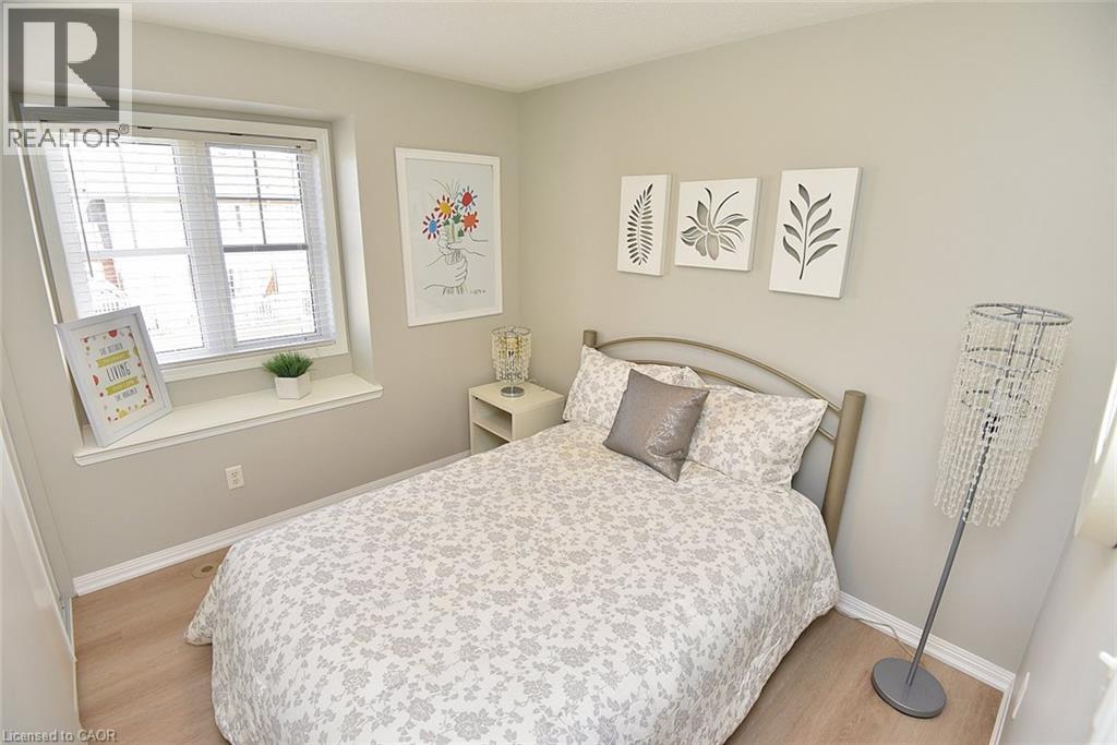 3185 Walkers Line — photo 40