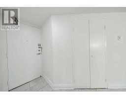 511 - 5 Weldrick Road W, Richmond Hill, ON L4C8S9 Photo 10