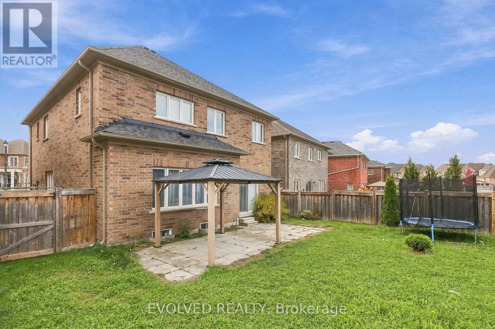 28 Vivian Creek Road, East Gwillimbury, ON photo 40