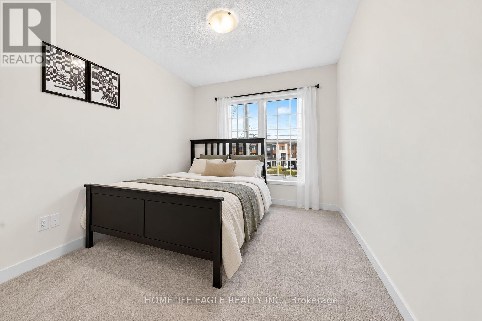 215 Harding Park Street — photo 10