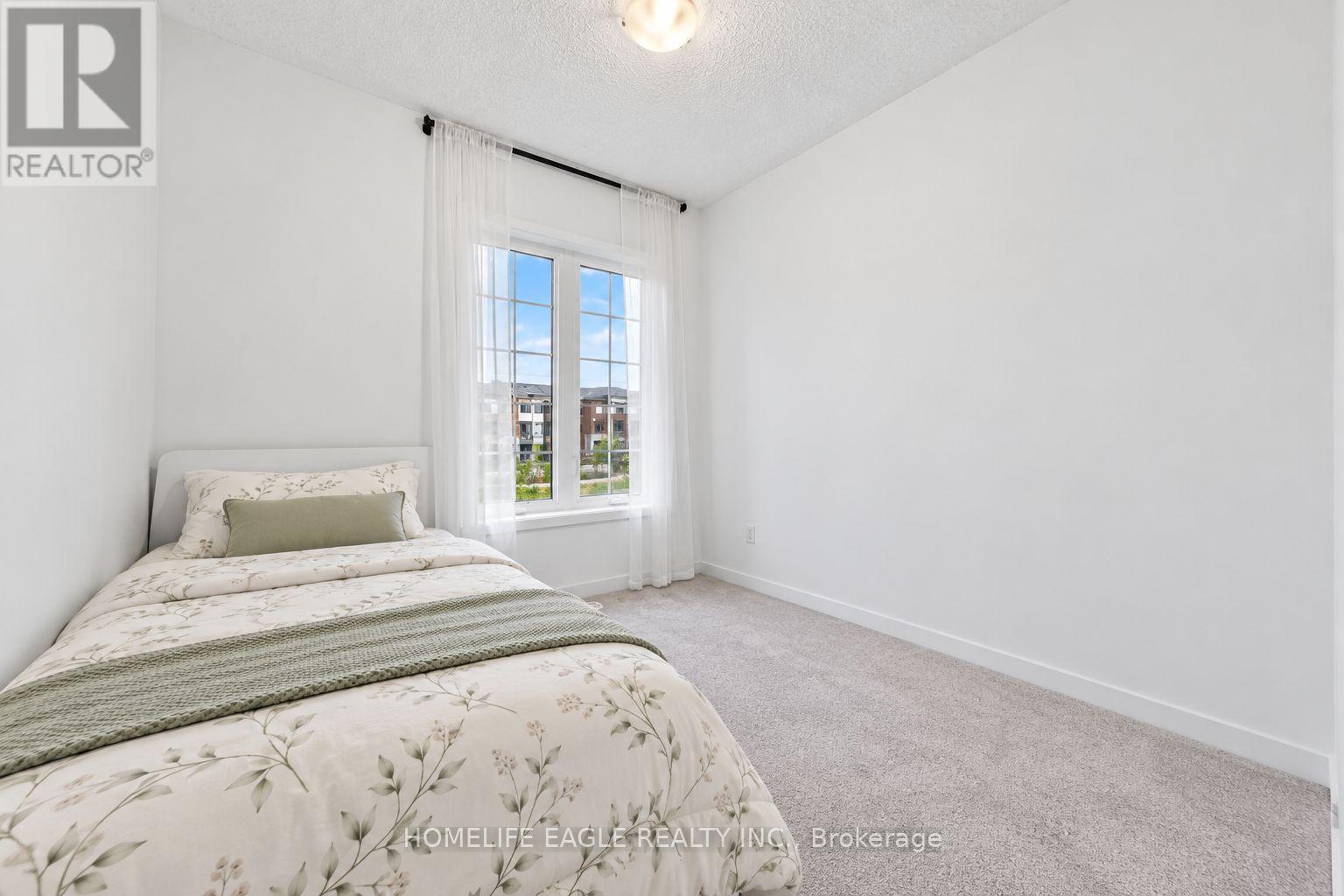 215 Harding Park Street — photo 11
