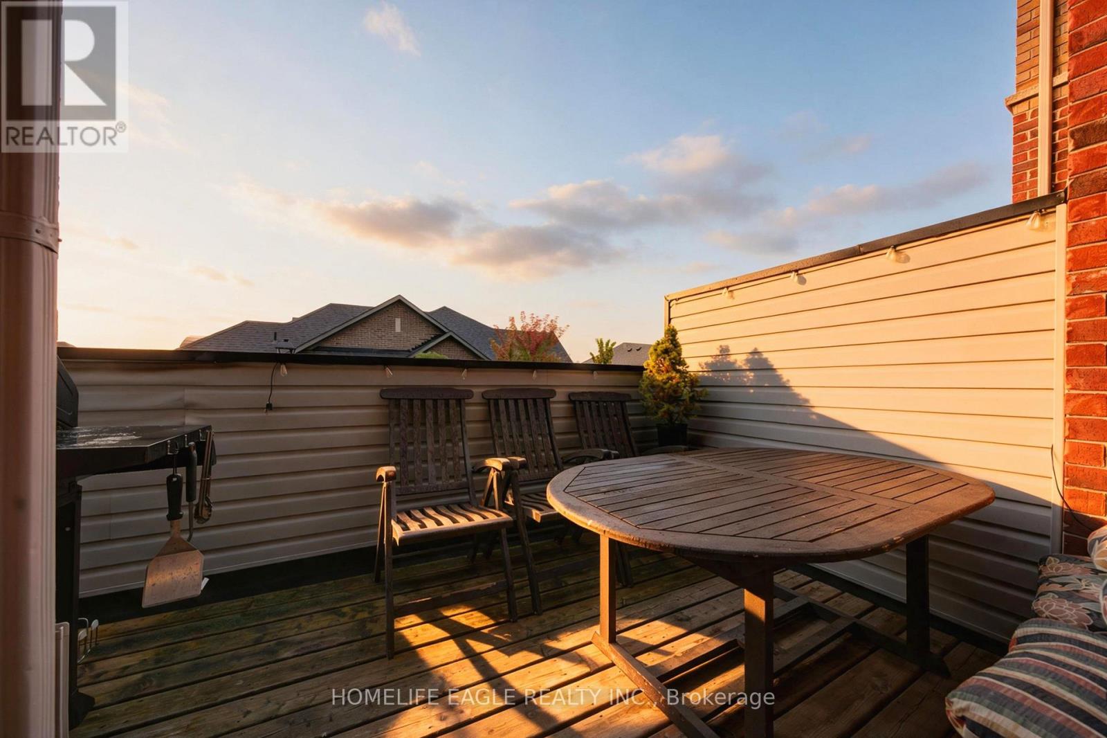 215 Harding Park Street — photo 12