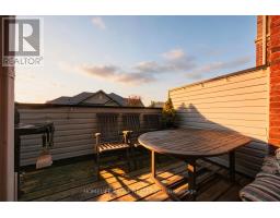 215 Harding Park Street, Newmarket, ON L3Y0E3 Photo 12