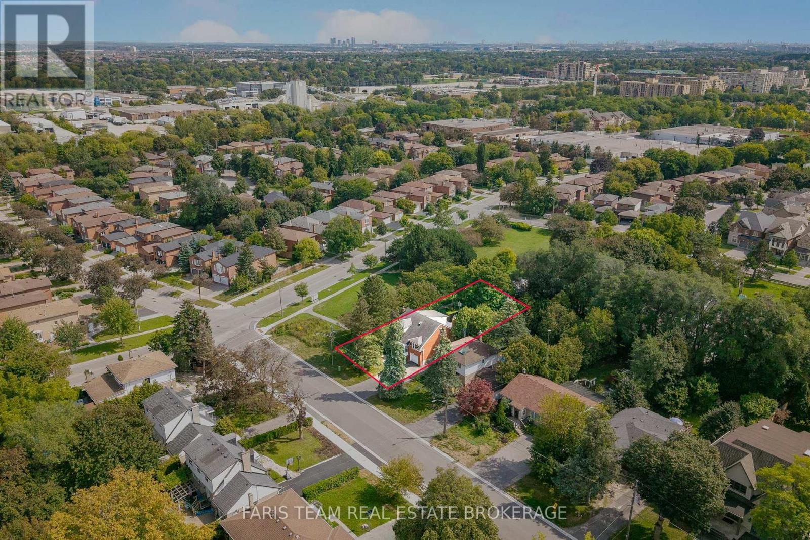 90 Bedford Park Avenue, Richmond Hill, ON photo 46