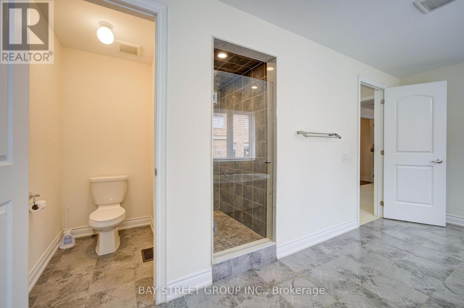 30 Ben Sinclair Avenue, East Gwillimbury, ON photo 27