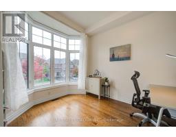 30 Ben Sinclair Avenue, East Gwillimbury, ON L9N0S2 Photo 33