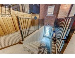 207 Wesmina Avenue, Whitchurch Stouffville, ON L4A5A2 Photo 6