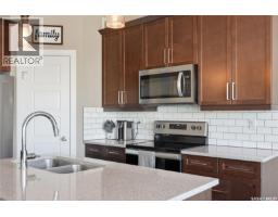 118 Stromberg Crescent, Saskatoon, SK S7L6M9 Photo 13