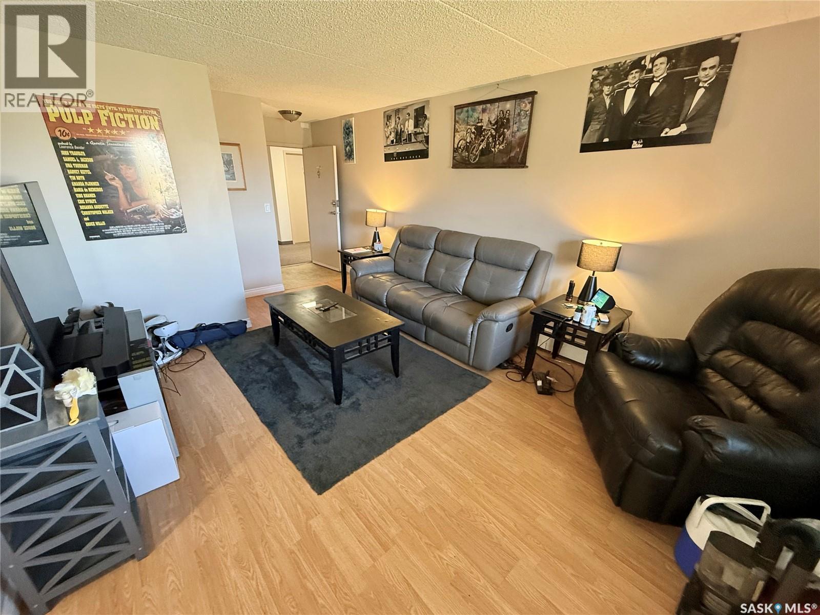 #113 20 Kleisinger CRESCENT - 10
