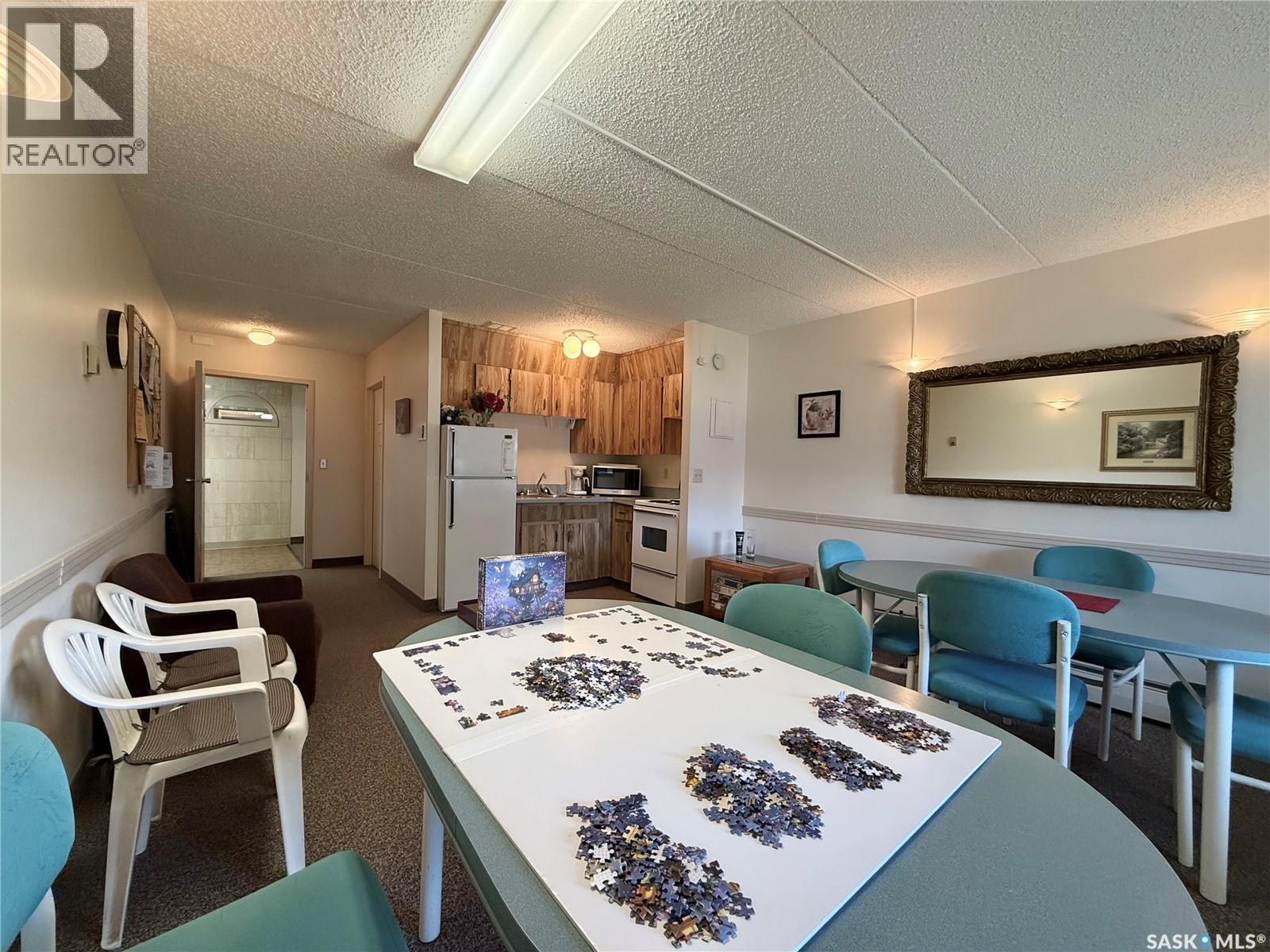 #113 20 Kleisinger CRESCENT - 30