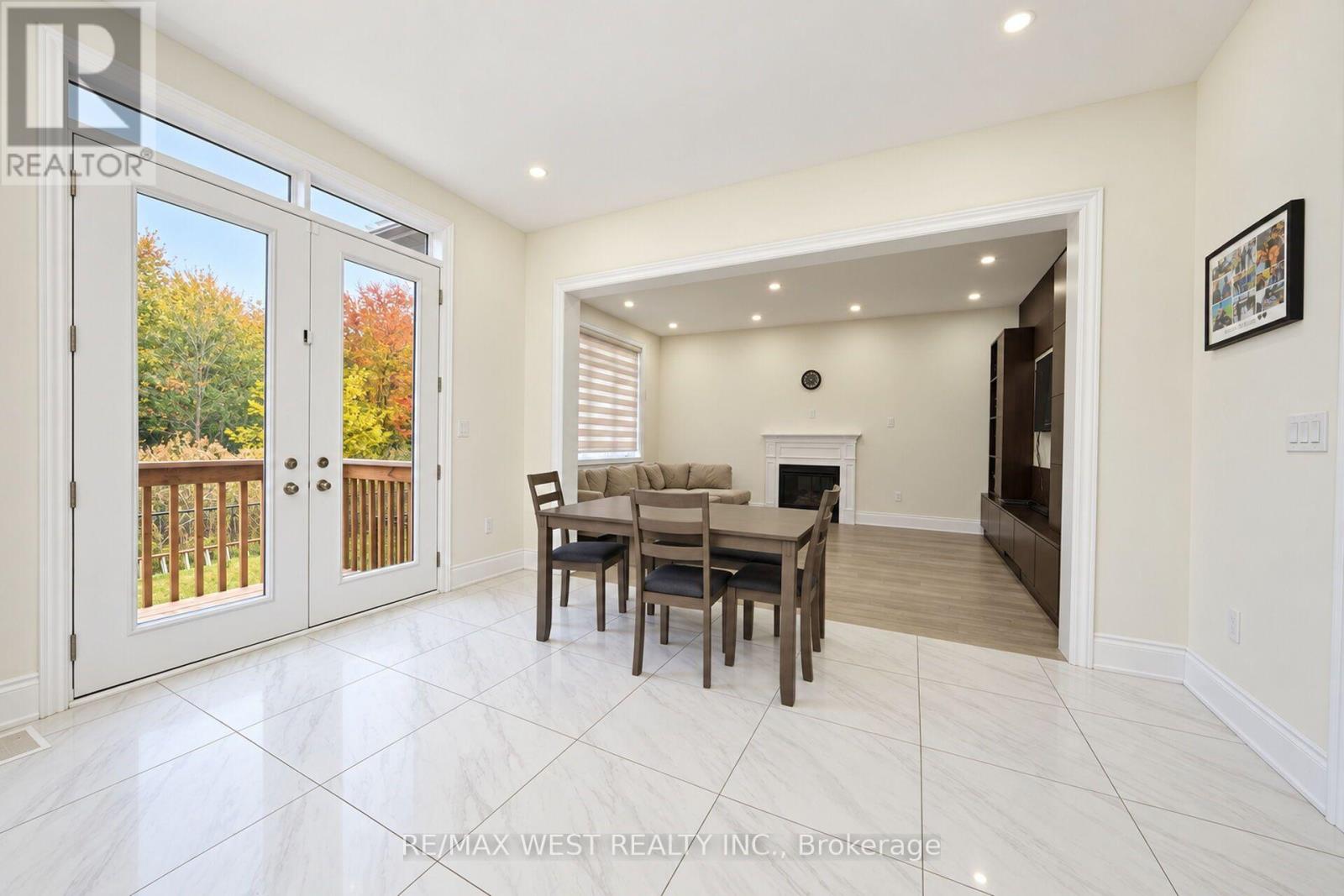 89 Clockwork Drive — photo 15