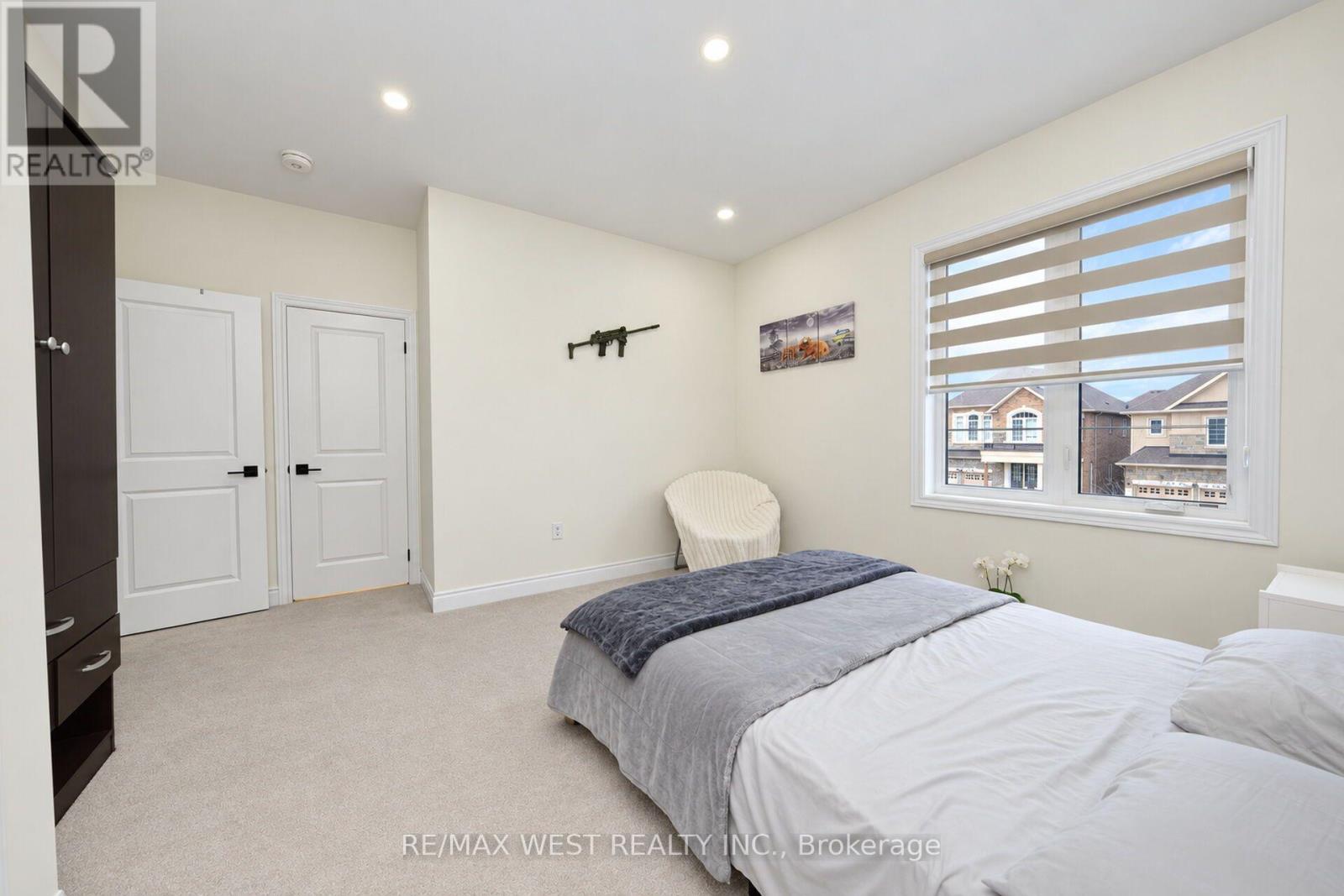 89 Clockwork Drive — photo 25