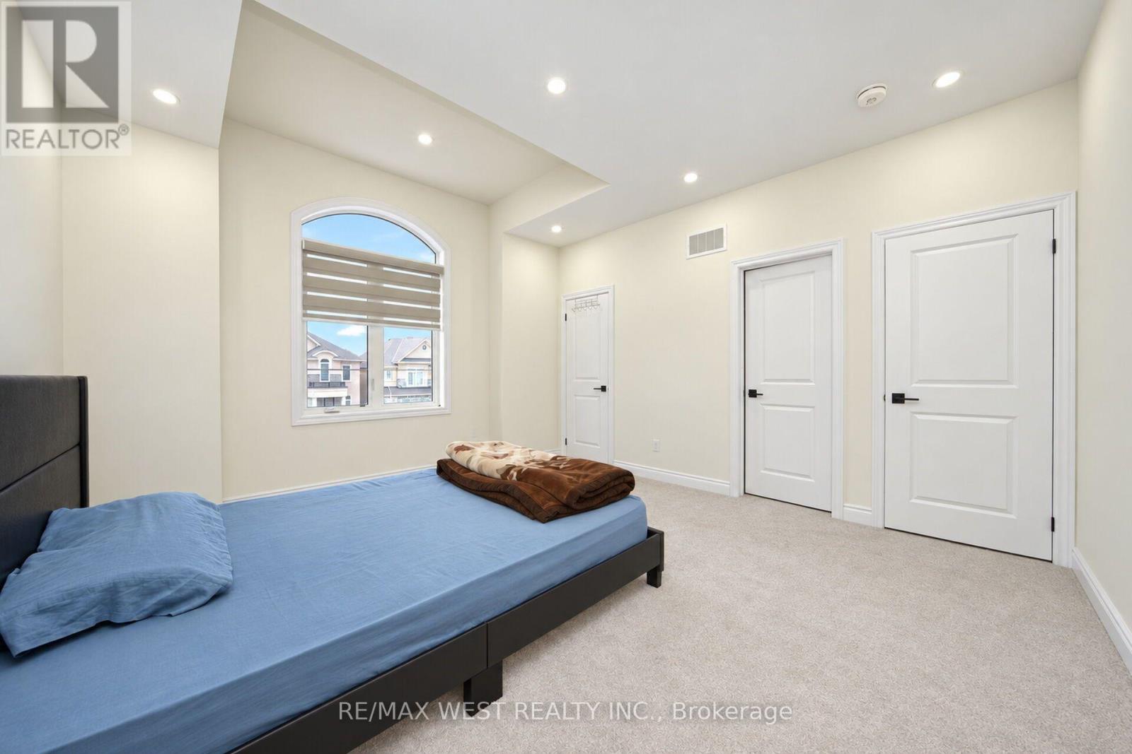 89 Clockwork Drive — photo 28
