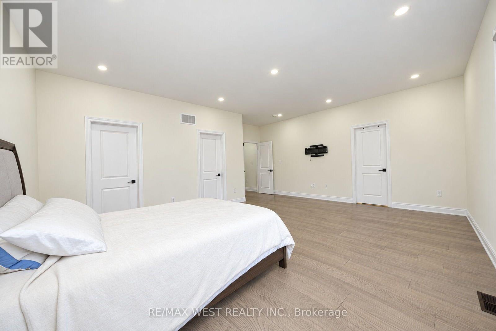 89 Clockwork Drive — photo 36