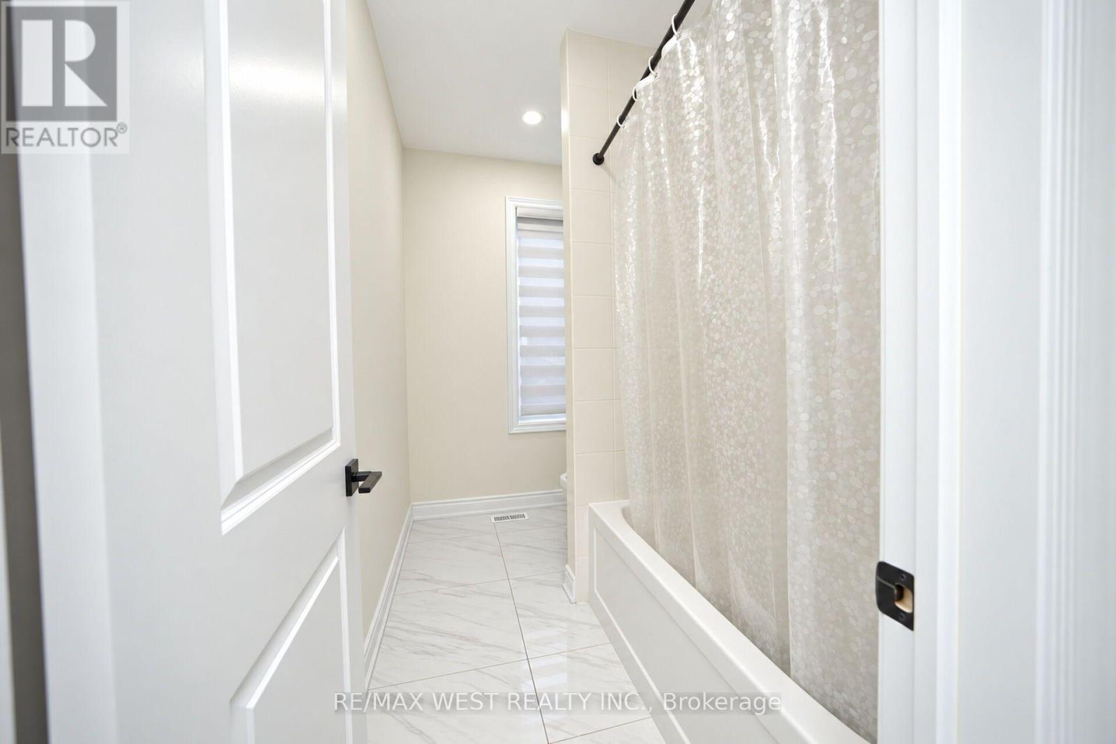 89 Clockwork Drive — photo 41