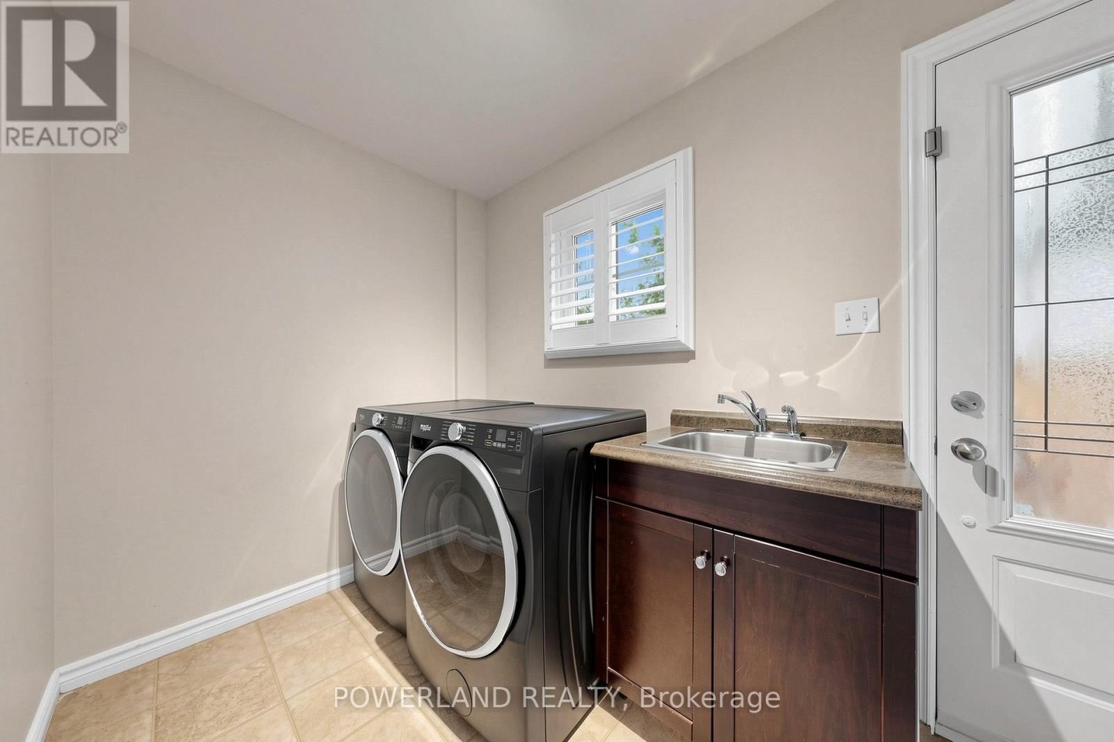 2080 PELEE BOULEVARD - 28