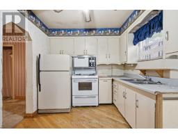Primary Bedroom - 52 Craydon Avenue, Toronto, ON M6M2C7 Photo 7
