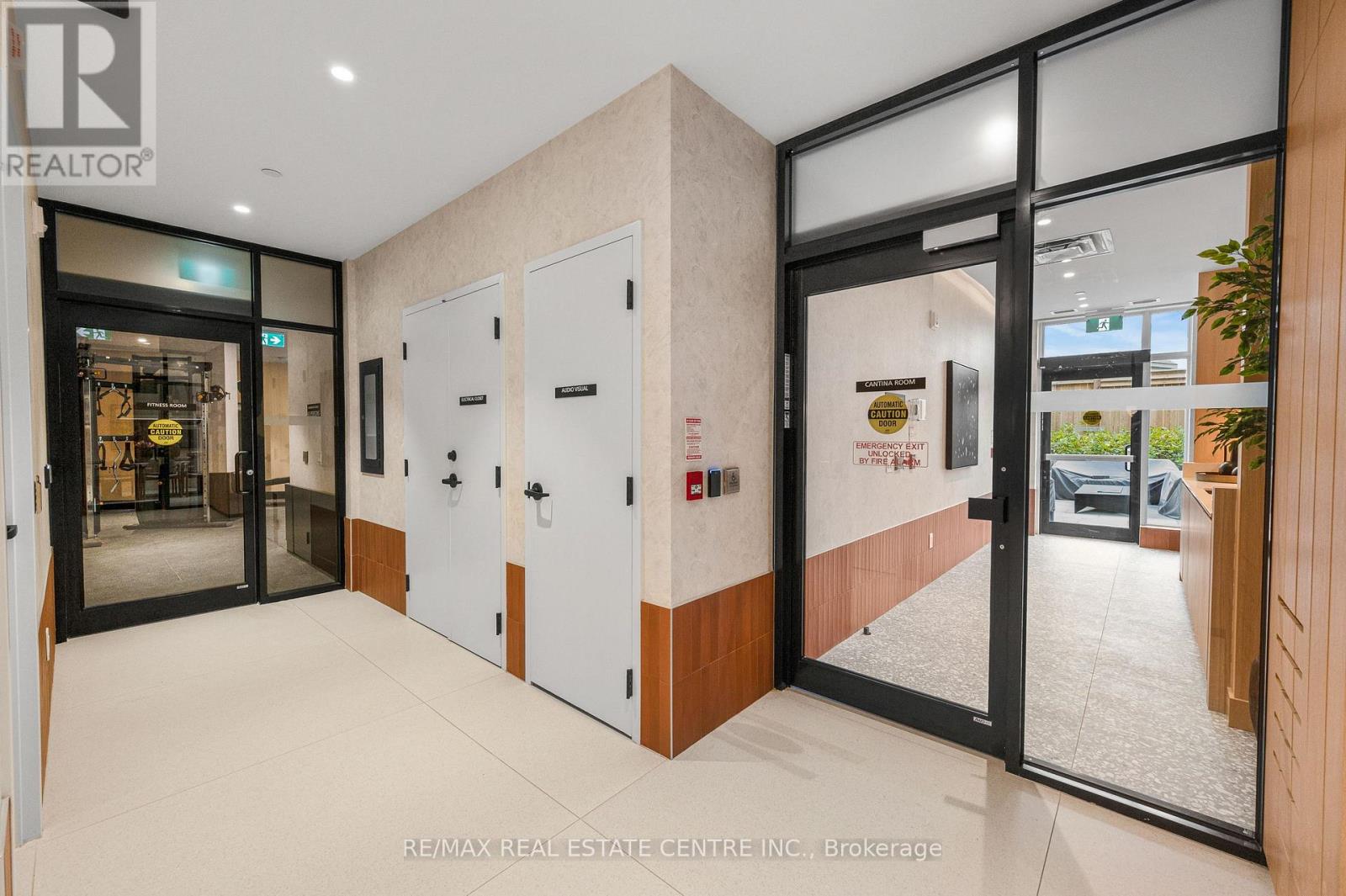 3008 William Cutmore Boulevard — photo 12