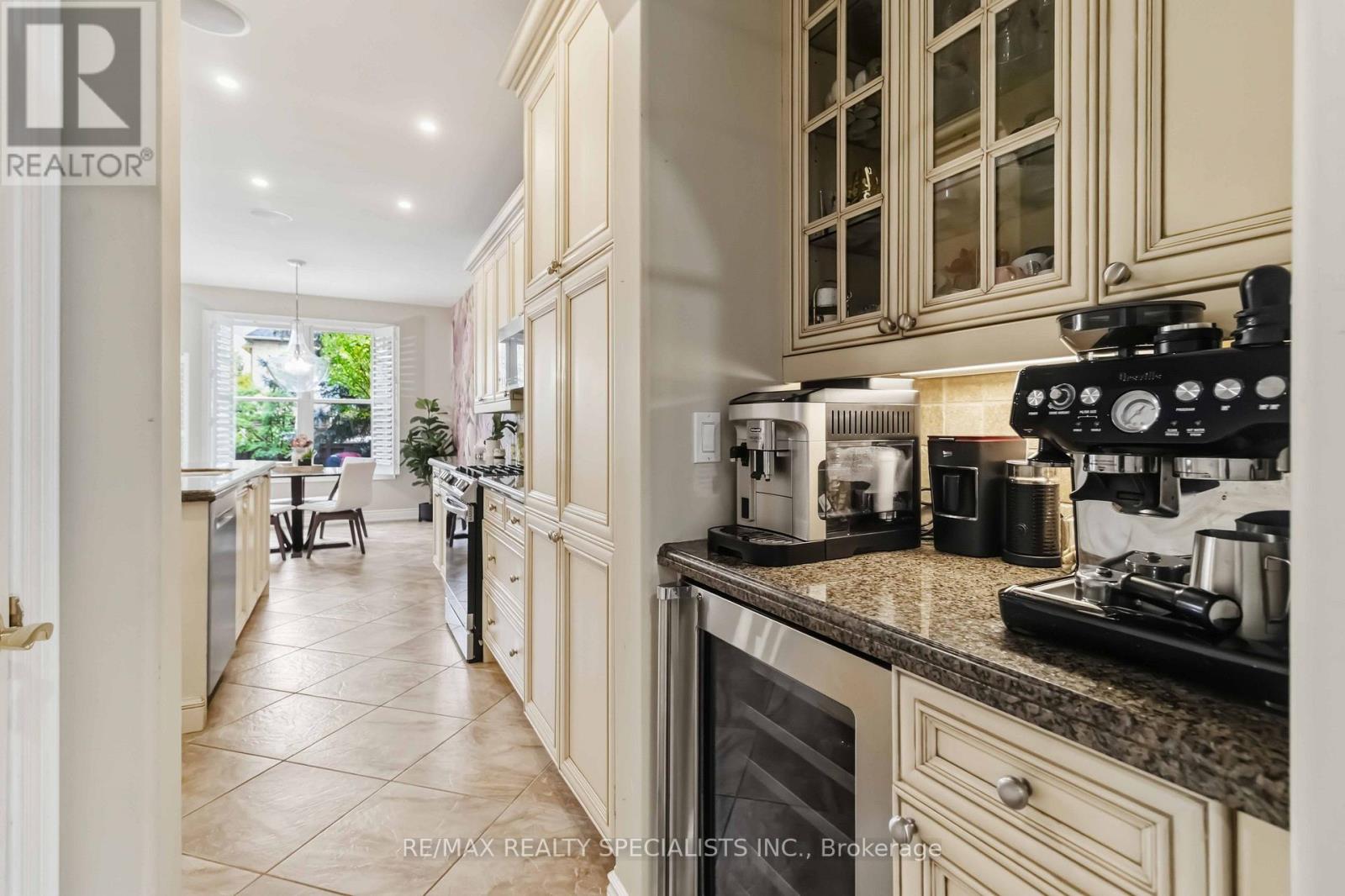593 RENSHAW COURT - 13