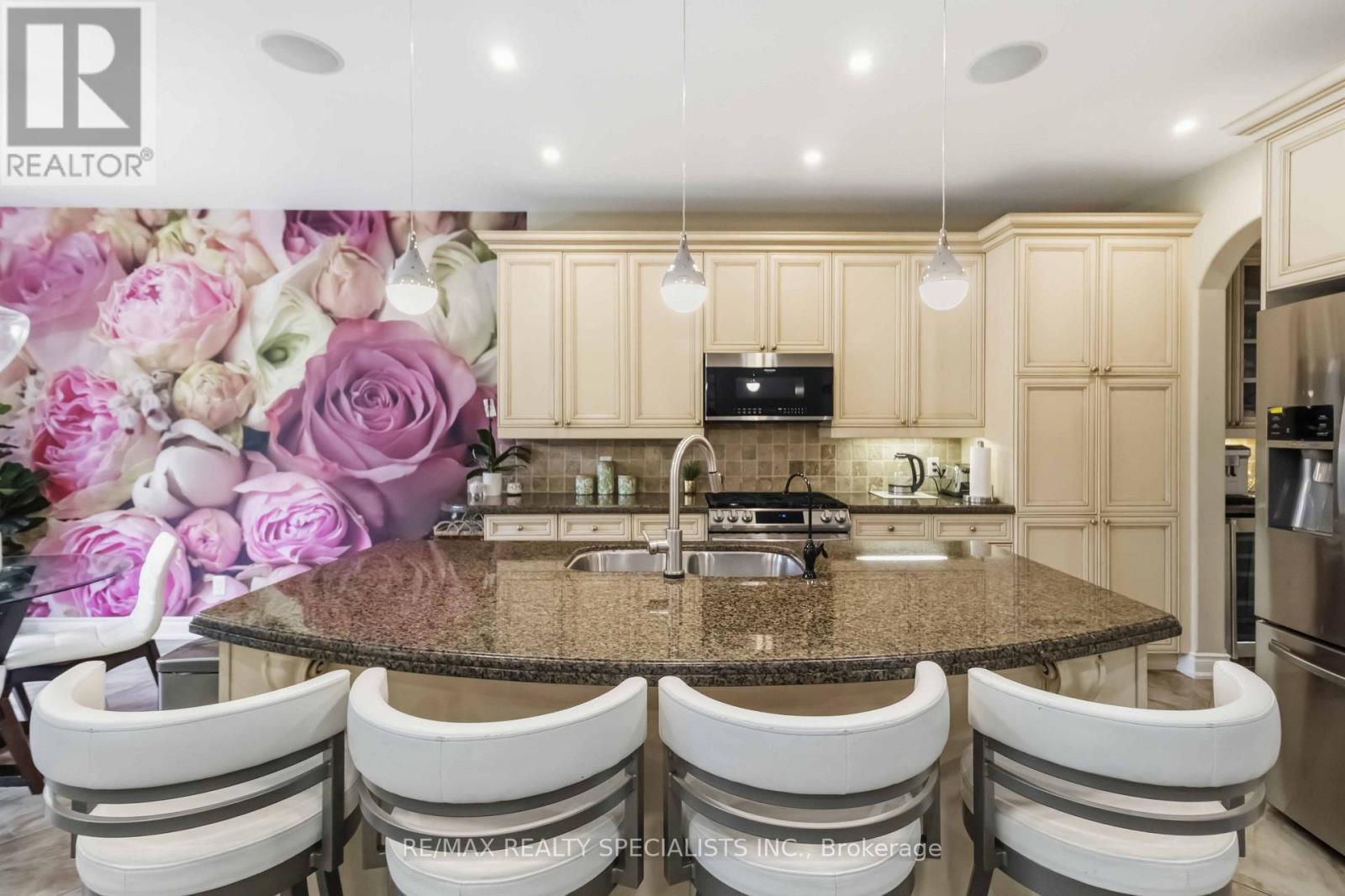 593 RENSHAW COURT - 9
