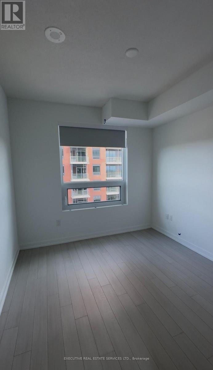 4010 Eglinton Avenue West — photo 3