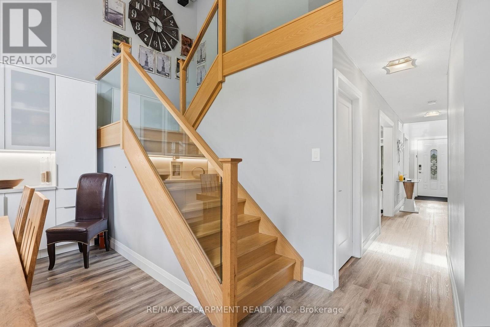 231 PARKSIDE Drive, Hamilton, ON photo 14