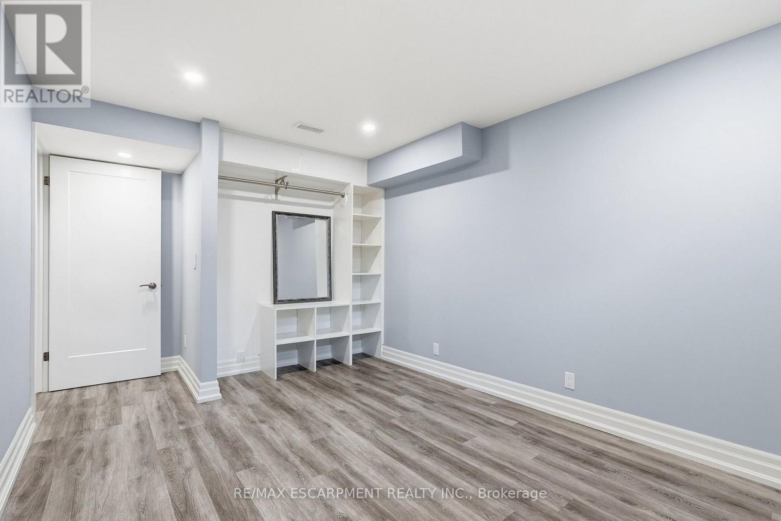 231 PARKSIDE Drive, Hamilton, ON photo 34